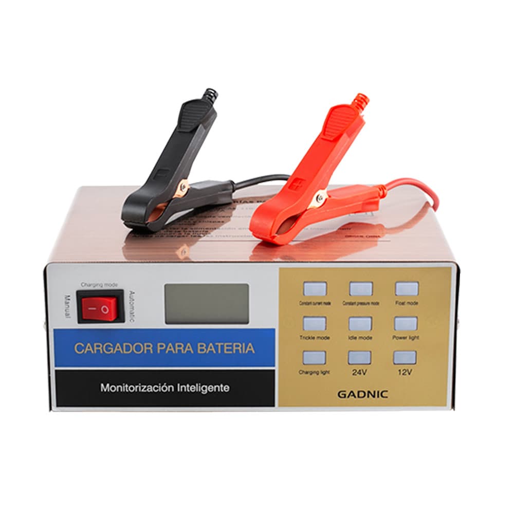 Cargador De Batería Para Auto Gadnic AV700 Mantenedor 12v 12A 24v 7A Corte Automático Inteligente
